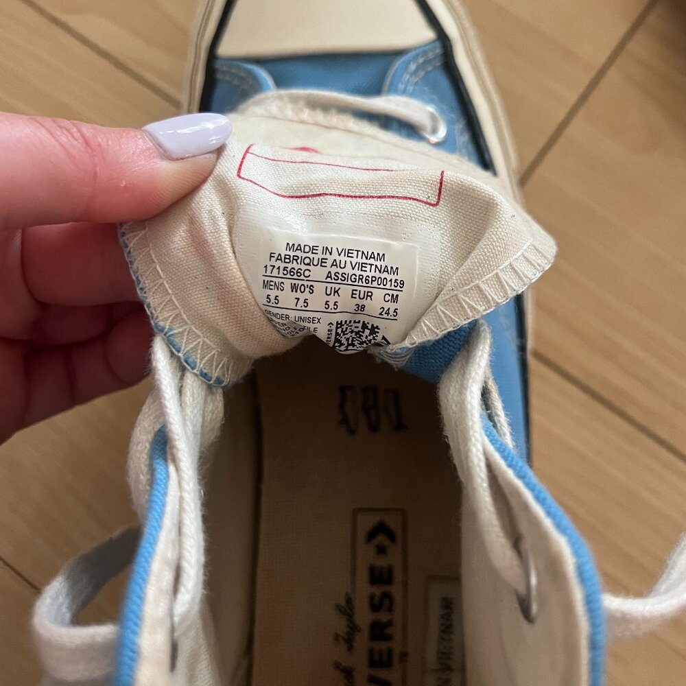 sky blue converse - Picture 6 of 7